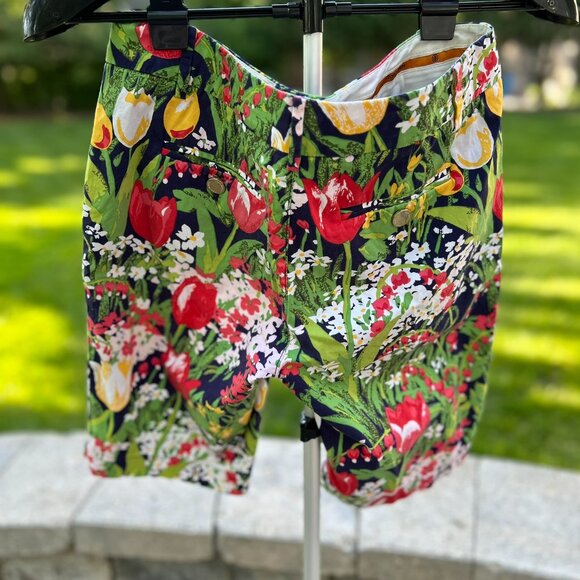 Tory Burch Tulip Print Bermuda Shorts Size 6 Floral Spring Chic - Picture 6 of 16